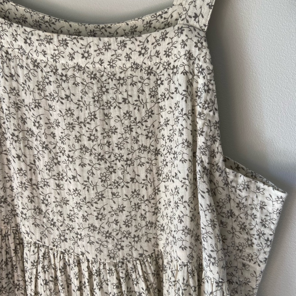 Shop Dahl - Picture 2 of 3